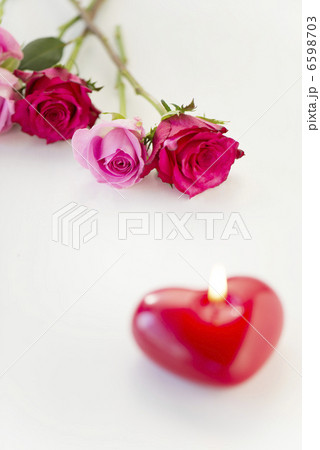 バラとキャンドル 6598703