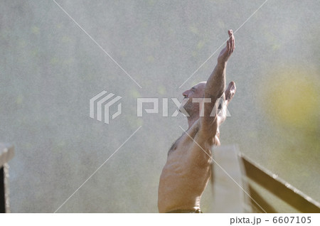 man waterfall man waterfall 6607105