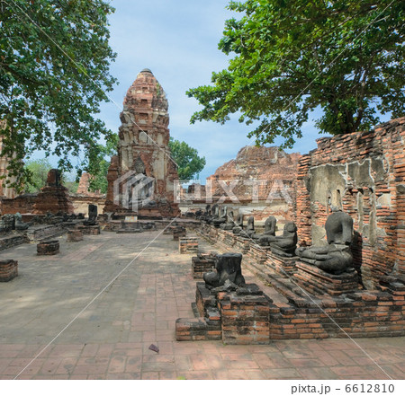 Wat Mahathat, Ayutthaya, Thailand Wat Mahathat, Ayutthaya, Thailand 6612810