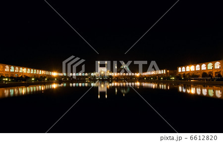 Imam Square at night, Isfahan, Iran 6612820