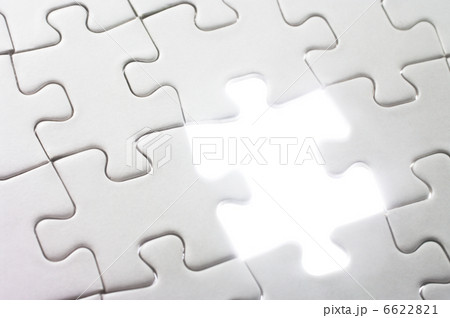 最後のパズルの穴 6622821
