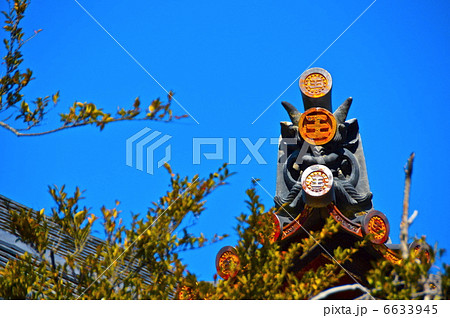 軒丸瓦と鬼瓦(千畳閣(豊国神社 本殿)・厳島神社/広島県廿日市市宮島町) 軒丸瓦と鬼瓦(千畳閣(豊国神社 本殿)・厳島神社/広島県廿日市市宮島町) 6633945