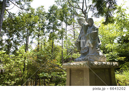 自凝神社イザナギ・イザナミ像 自凝神社イザナギ・イザナミ像 6643202
