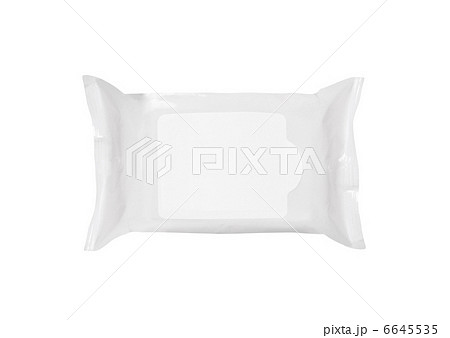 Tissue box isolated 6645535