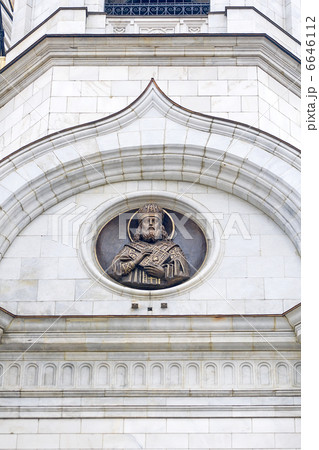 A fragment of the facade. Cathedral of Christ the Savior in Mos 6646112