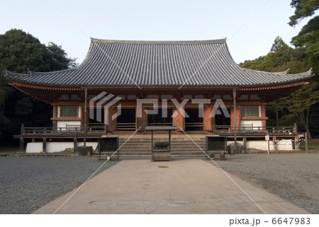 西国三十三箇所・十一番札所・上醍醐へ通ずる下醍醐の金堂 6647983