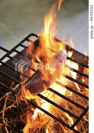 鰹のたたき 6649592