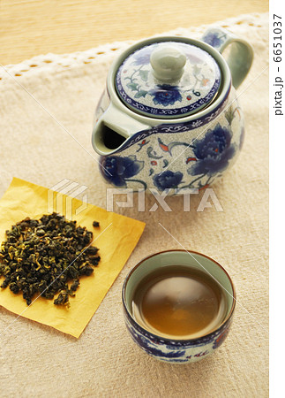 ウーロン茶 6651037