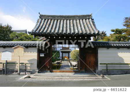 京都　相国寺塔頭　慈照院　山門 6651622