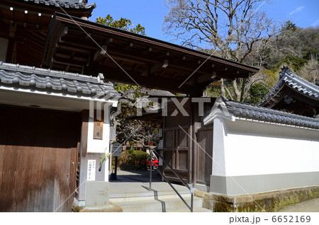 円覚寺境内にある佛日庵 6652169
