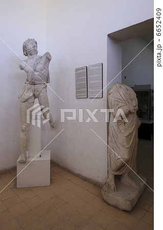 ヨルダン国立考古学博物館 ダイダロス像とイカルス像 ヨルダン国立考古学博物館 ダイダロス像とイカルス像 6652409
