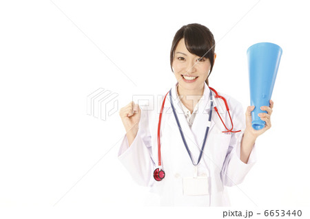 患者応援の女性医師&看護士 患者応援の女性医師&看護士 6653440