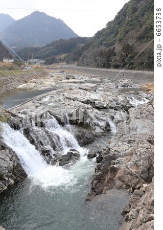 洞鳴瀑布（どうめきばくふ） 6653738