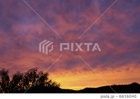 夕焼け雲 6656040