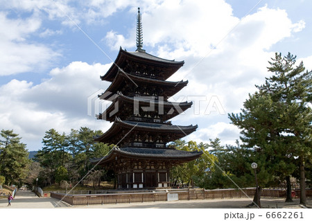 奈良興福寺五重塔 6662261