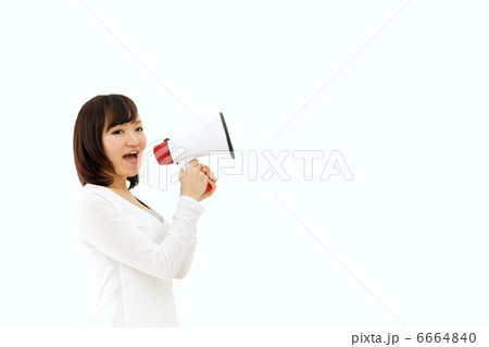 叫ぶ女性 叫ぶ女性 6664840