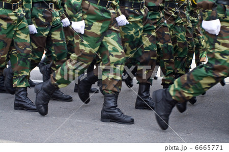 Soldiers Soldiers 6665771