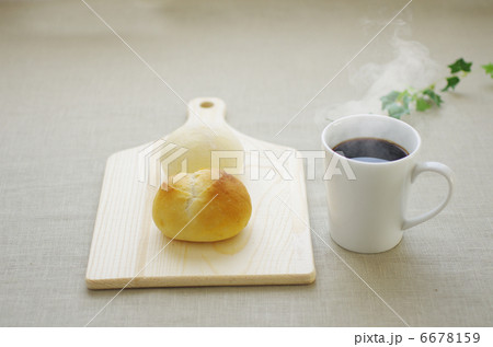 パンとコーヒー 6678159