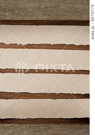 note paper on wood 6679778