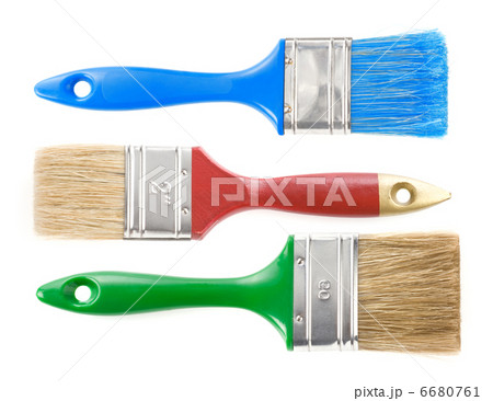 paintbrush isolated on white 6680761