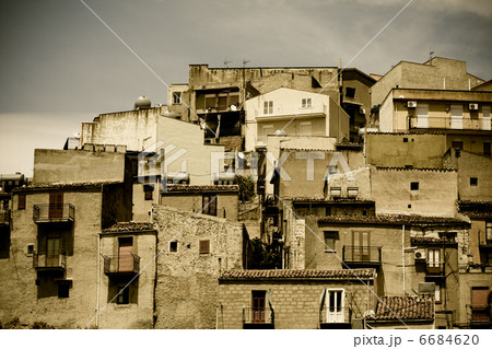 historic sicilian architecture 6684620