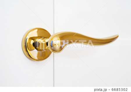 shining lock 6685302