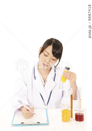 女性研究者 女性研究者 6687418