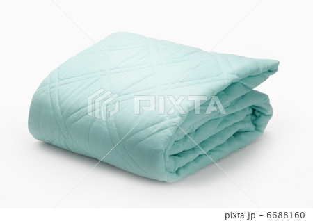 畳んだ敷き毛布 6688160