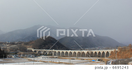 上田ローマン橋と砥石城跡・冬 6695243