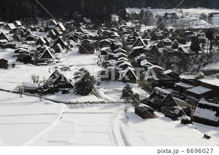 白川郷の冬 6696027