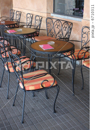 Outdoor restaurant Outdoor restaurant 6710311