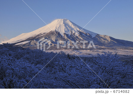 樹氷と富士 6714082