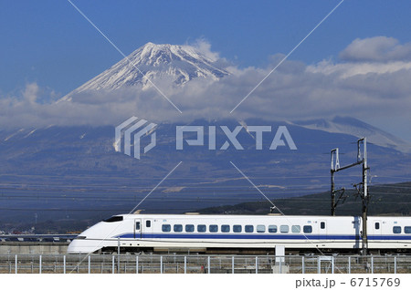 富士山と東海道新幹線 富士山と東海道新幹線 6715769