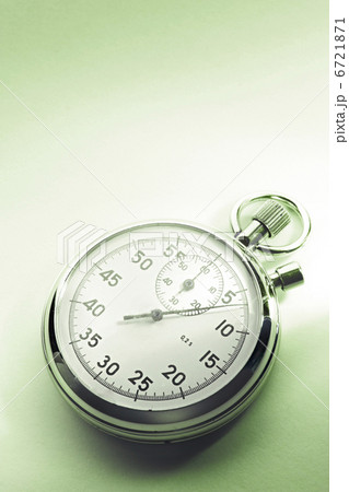 Stopwatch isolated 6721871