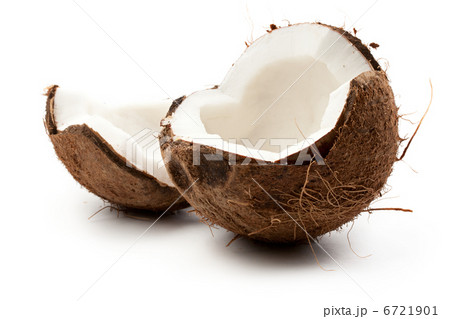 Coconut isolated on white 6721901