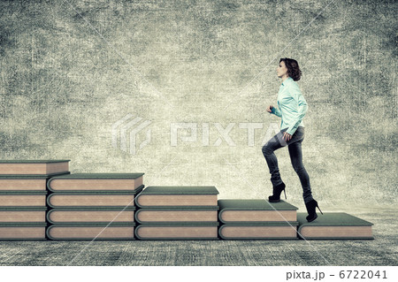 Girl and books 6722041