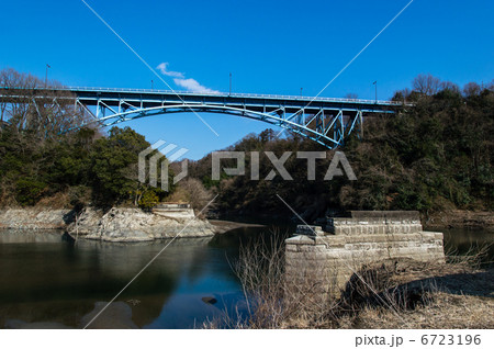 早春の道志橋 6723196