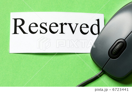 Computer mouse and card isolated on the green background 6723441