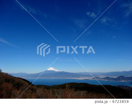 富士箱根伊豆国立公園　だるま山高原 6723859