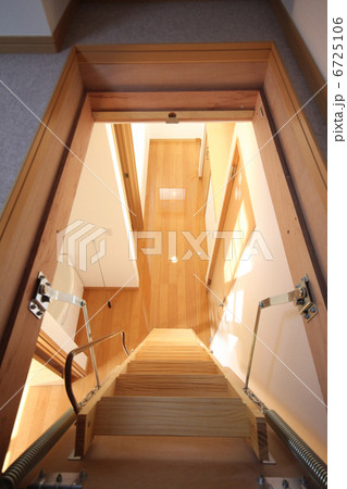 小屋裏収納 6725106