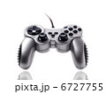 ゲームパッド＿正面＿白バック 6727755