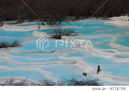 中国四川省の黄龍・九寨溝 6728788