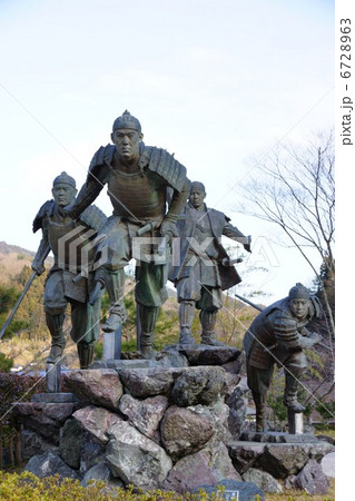 維 新 の 門 6728963