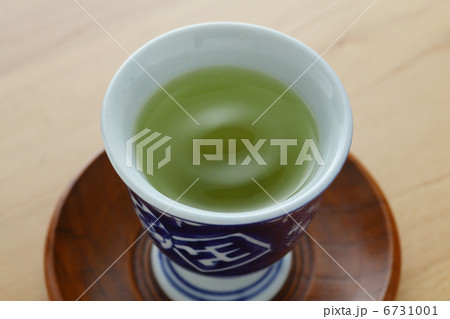 お茶をどうぞ 6731001