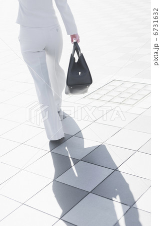 キャリアウーマン 6731632