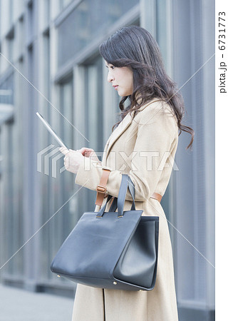 キャリアウーマン 6731773