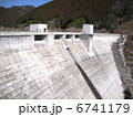 ダム 6741179