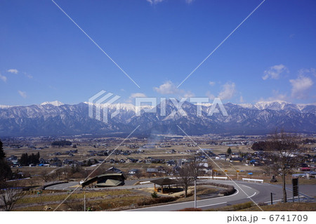 池田町　北アルプス展望 6741709