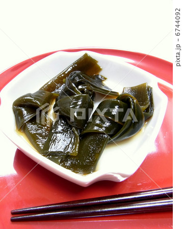 結び昆布の煮物 6744092