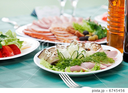 Wedding table setting 6745456
